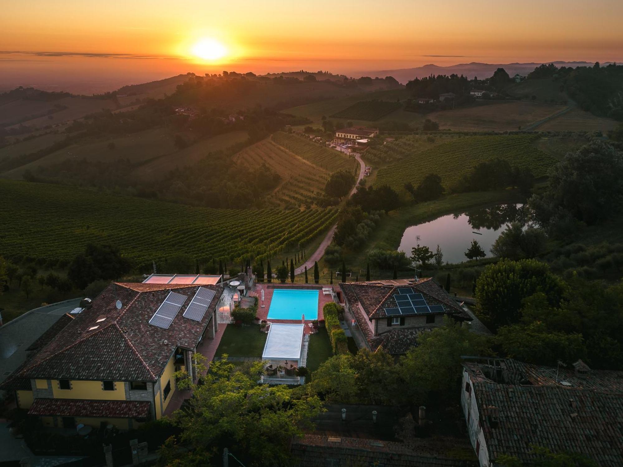 Agriturismo Acetaia Sereni Marano sul Panaro Exteriér fotografie